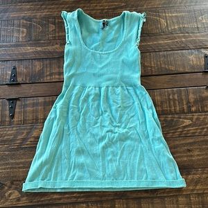 Take Out, Size M, retro blue dress